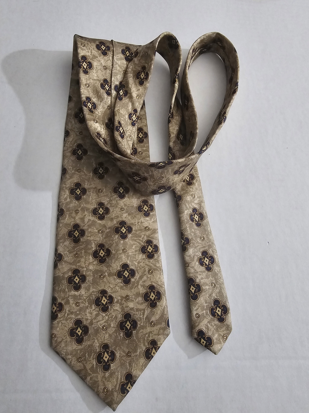 bill blass Beige Silk Tie with Navy and Brown Medallions